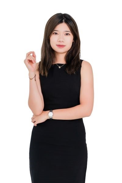 Angela Fan, Investment Analyst